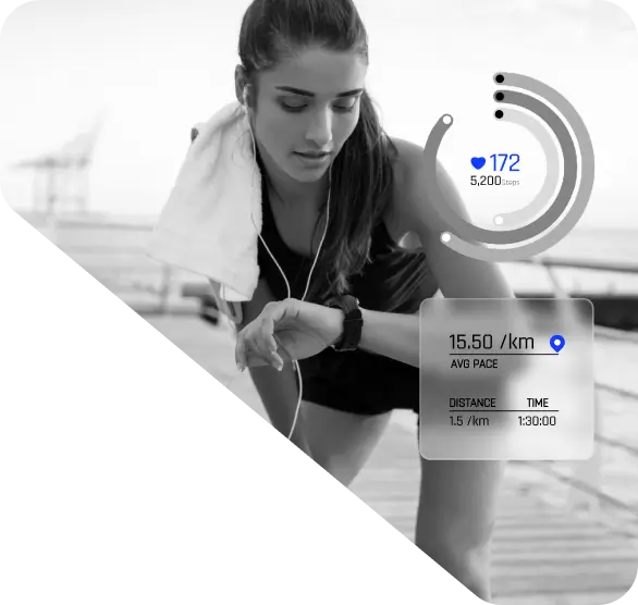 A woman checks her smartwatch during a run. Fitness metrics on the screen include a heart rate of 172 bpm, 5,200 steps, a pace of 15.50 km, and a total time of 1:30:00 for a distance of 1.5 km—all optimized with relevant keywords for SEO as if preparing for her personal homepage.